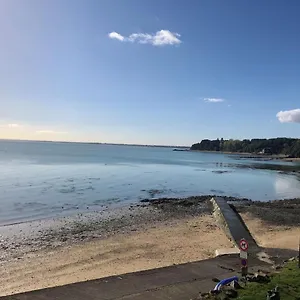 https://apartment-le-point-du-jour-1.inbrittany.com